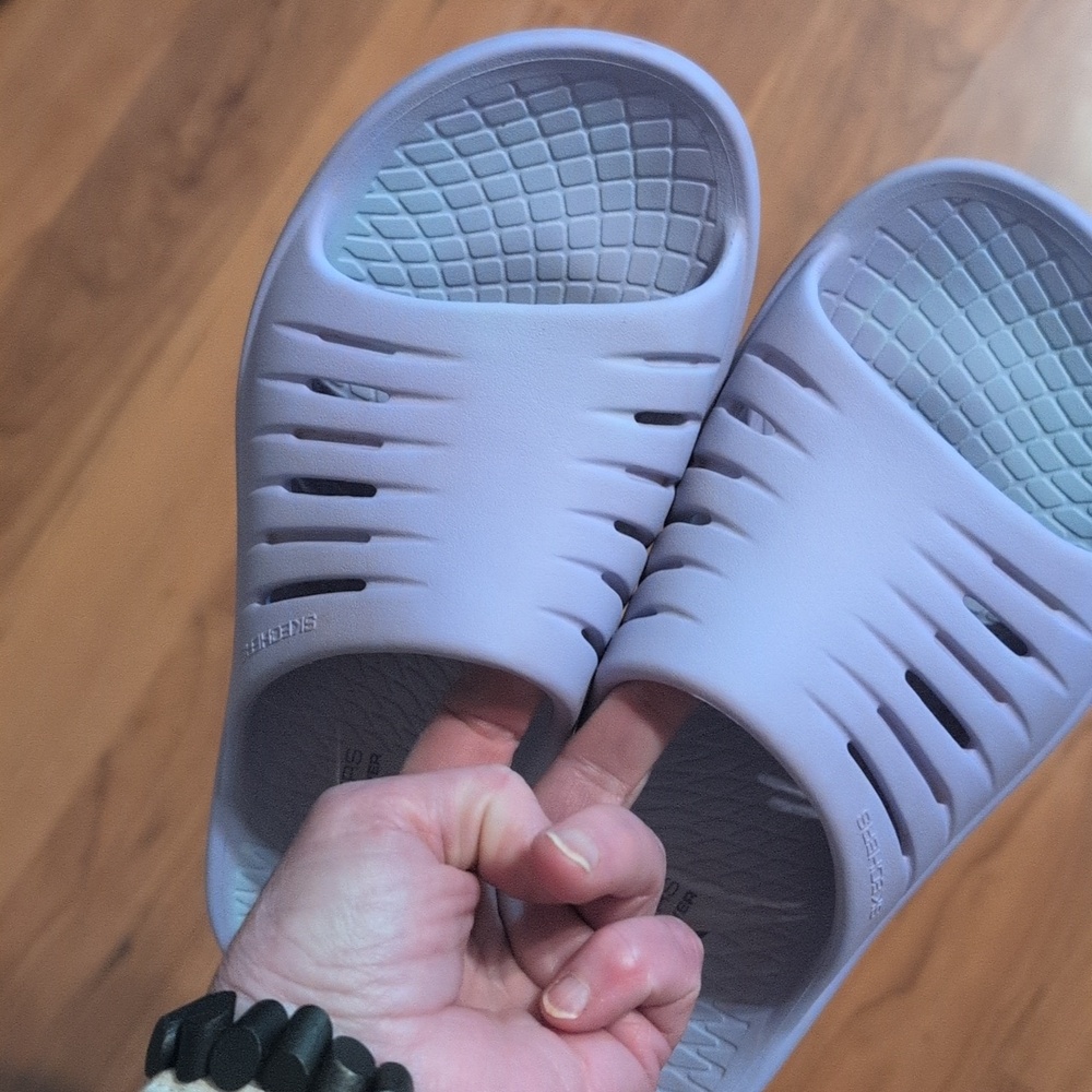 Skechers Lavender  Go Recover Arch FitSlip-On Slide Sandals - Picture 5 of 8